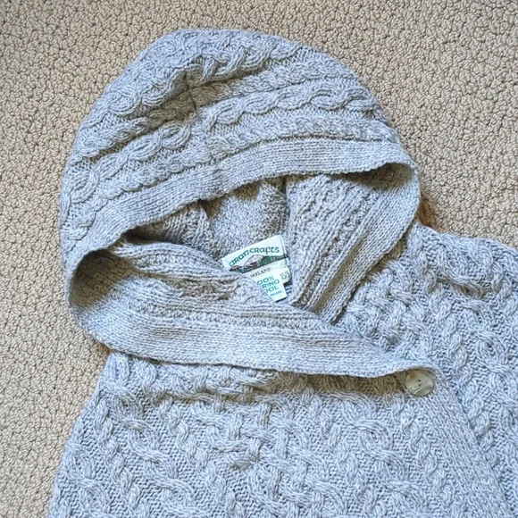 Aran Craft Merino Wool Button Cape Poncho - Picture 4 of 16